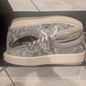 Fear of God 101 low-top sneakers "Prairie Ghost Camo Size 44/11m. $595 Retail !!